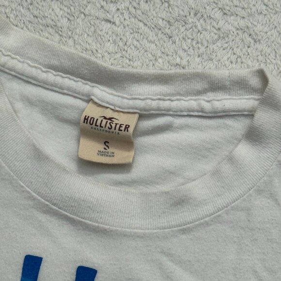 Hollister White Graphic Tee - Picture 2 of 2